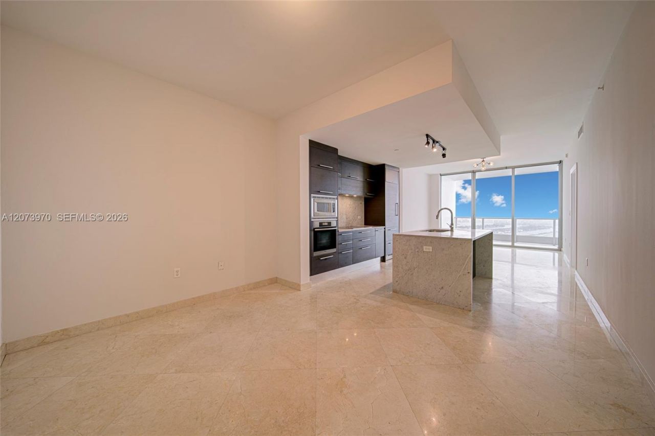900 Biscayne Blvd , Unit 5203, Miami, FL 33132 Photo