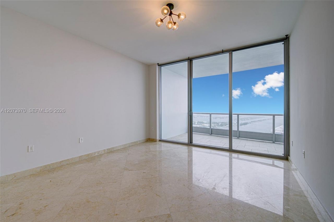 900 Biscayne Blvd , Unit 5203, Miami, FL 33132 Photo