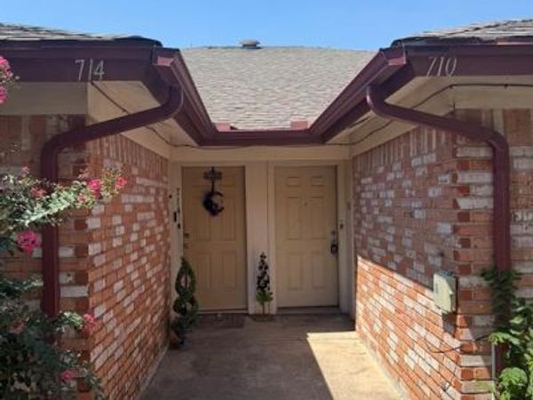 708 E Pecan Street, Unit 710, Hurst, TX 76053
