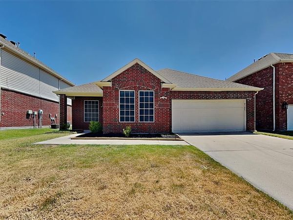 9104 Belvedere Drive, Fort Worth, TX 76244