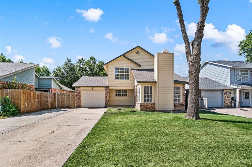 4640 Waterway Drive N, Fort Worth, TX 76137 Main Photo