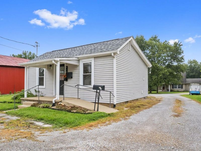 410 N Elm Street, Pleasant Township, OH 45121 Photo 2