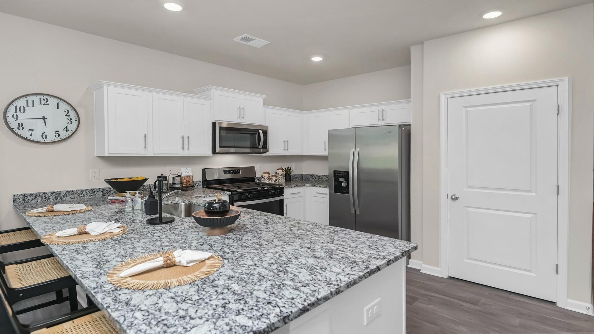 1769 Gordon Road Photo 11
