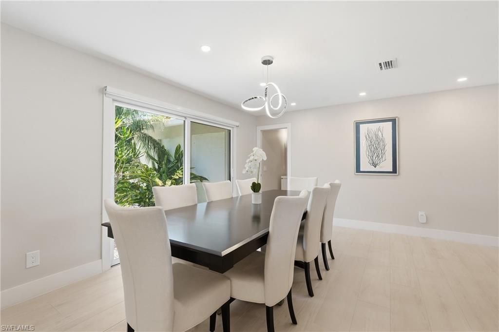 5331 Mayfair Ct , Cape Coral, FL 33904 Photo