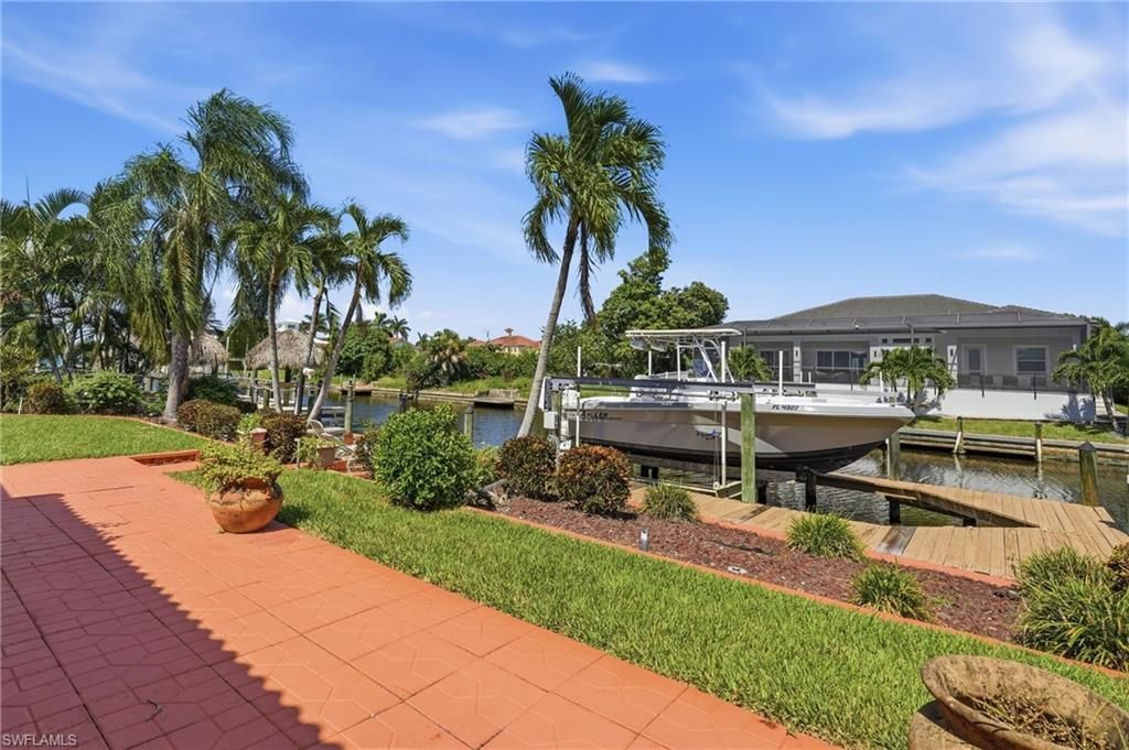 5331 Mayfair Ct , Cape Coral, FL 33904 Photo