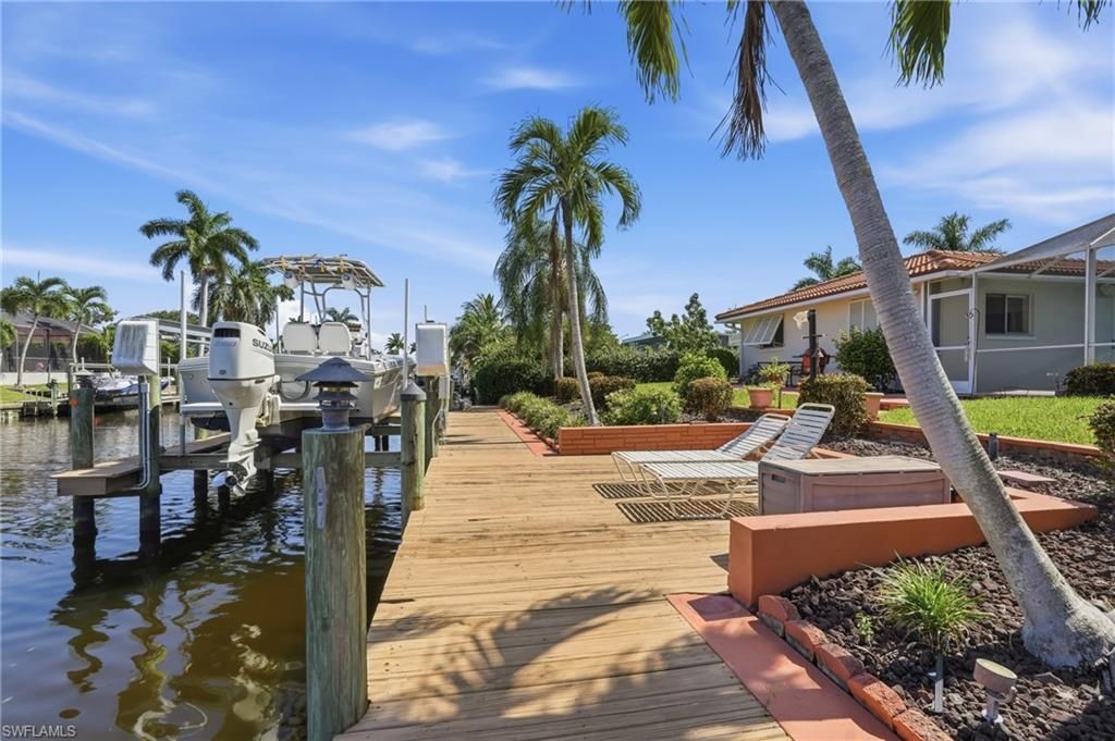 5331 Mayfair Ct , Cape Coral, FL 33904 Photo