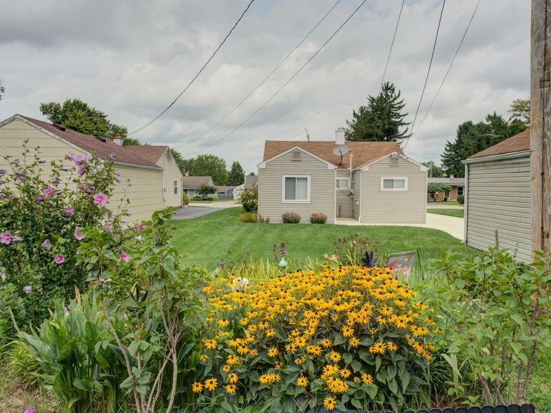 111 W Harmon Drive, Greenville, OH 45331 Photo 9