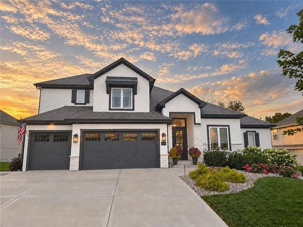 9280 Brownridge Street, Lenexa, KS 66220