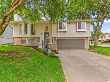 3504 S 154th Street, Omaha, NE 68144