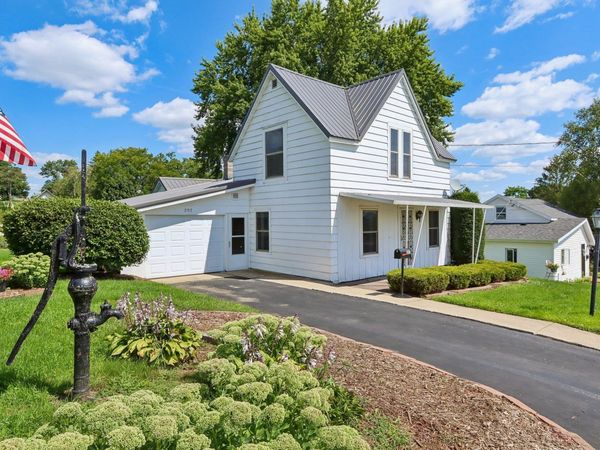 207 4th Street, Mineral Point, WI 53565
