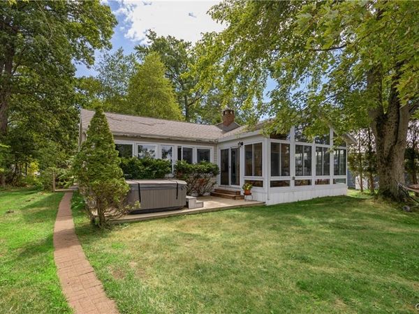 6331 Lakeshore Road S, Canastota, NY 13032