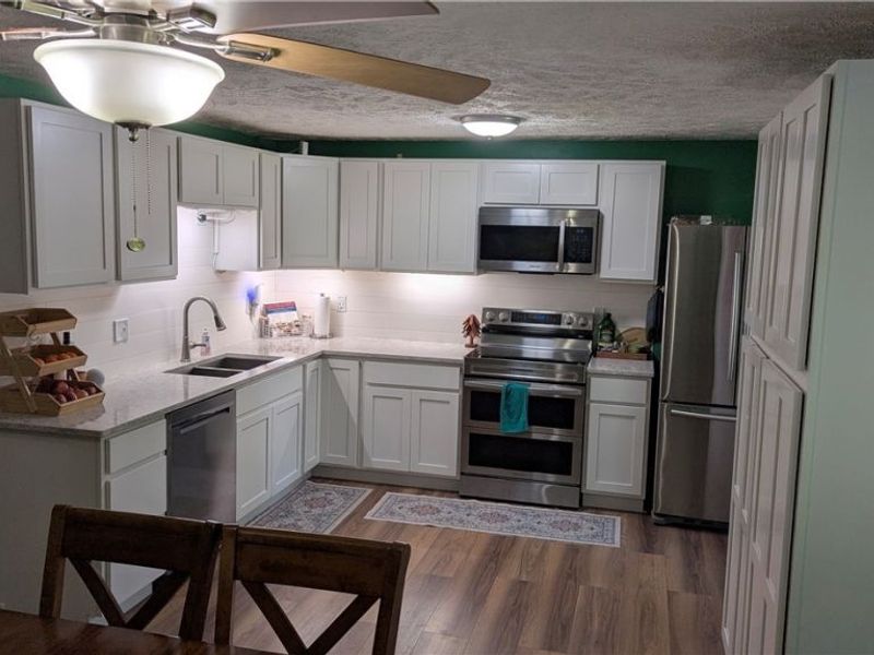 7376 Willow Run Drive, Mentor, OH 44060 Photo 7