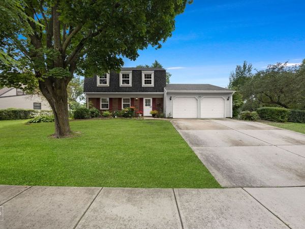 120 Tamworth Place , Schaumburg, IL 60194