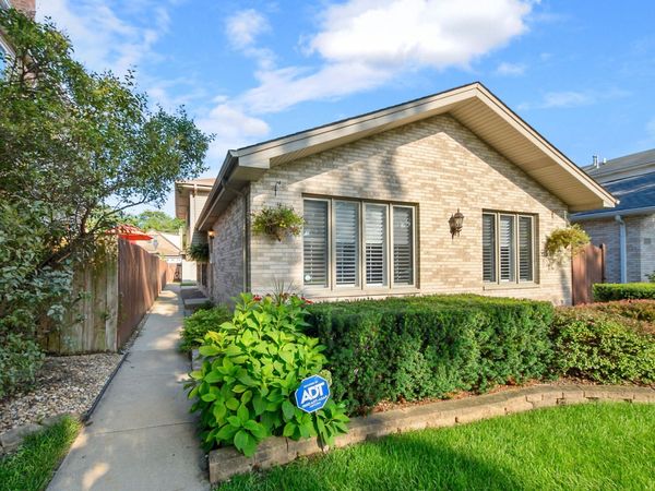 10633 S Whipple Street , Chicago, IL 60655