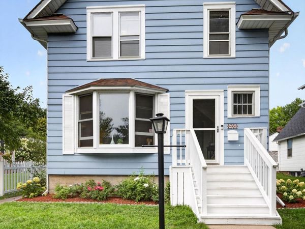 1033 Armstrong Avenue, Saint Paul, MN 55102