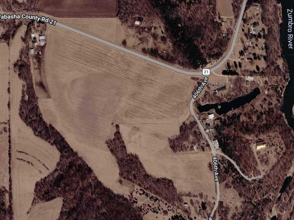 21 County Road, Mazeppa, MN 55956