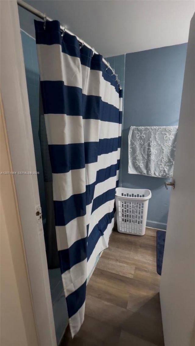 2027 NW 1st Ter , Unit R, Miami, FL 33125 Photo