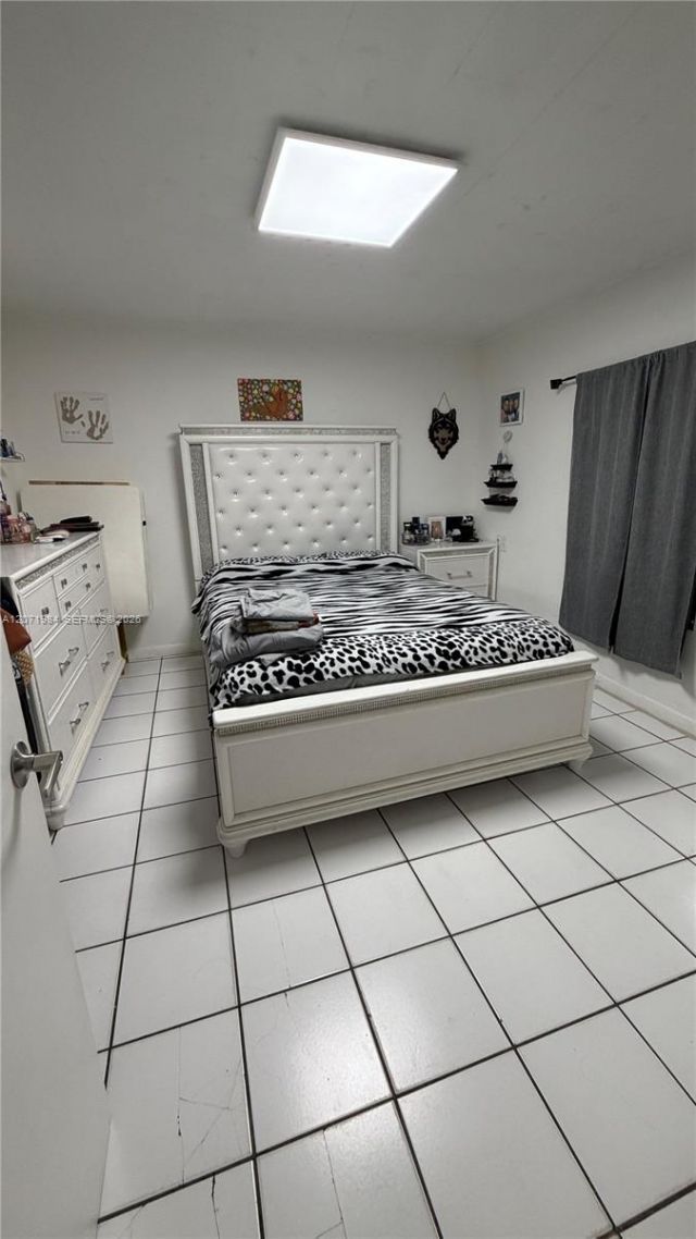 2027 NW 1st Ter , Unit R, Miami, FL 33125 Photo