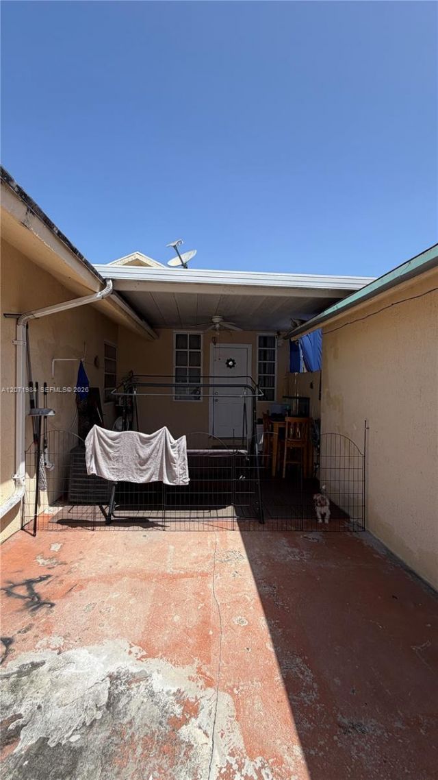 2027 NW 1st Ter , Unit R, Miami, FL 33125 Photo