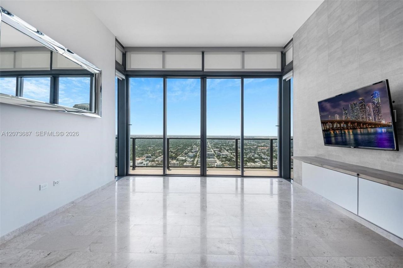 88 SW 7th St , Unit 4004, Miami, FL 33130 Photo