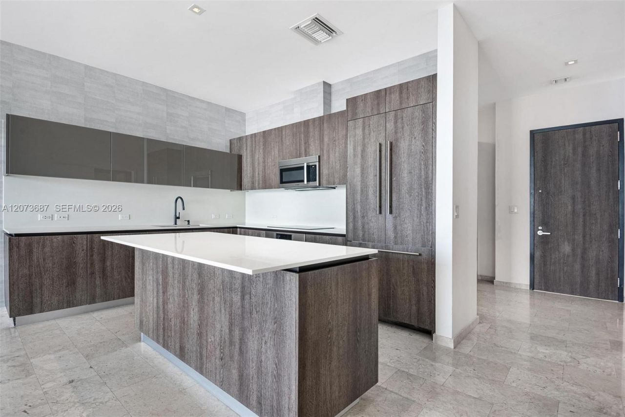 88 SW 7th St , Unit 4004, Miami, FL 33130 Photo