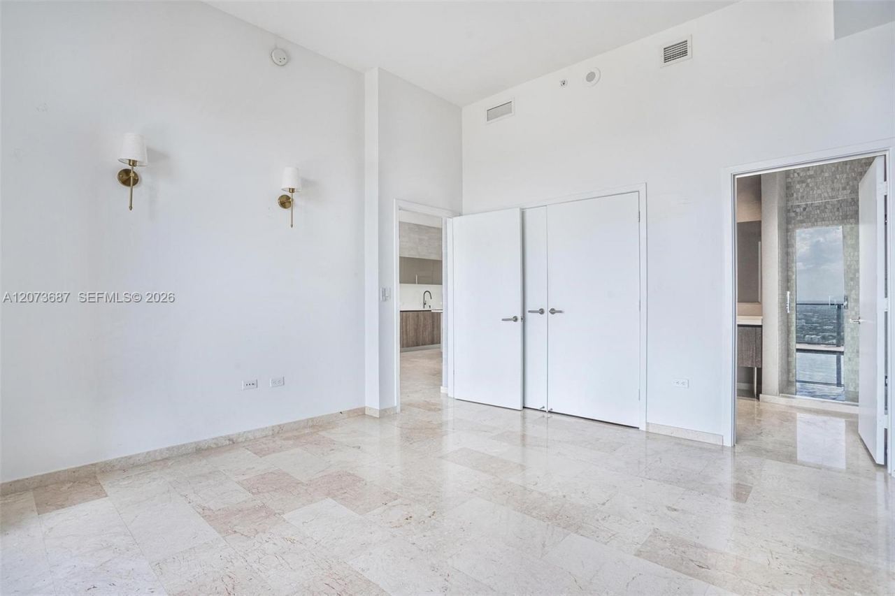 88 SW 7th St , Unit 4004, Miami, FL 33130 Photo