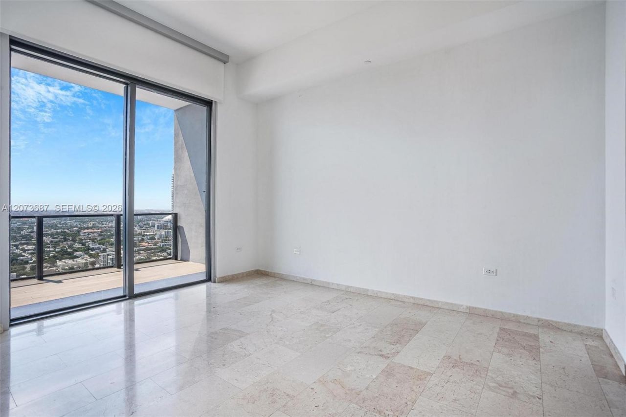 88 SW 7th St , Unit 4004, Miami, FL 33130 Photo