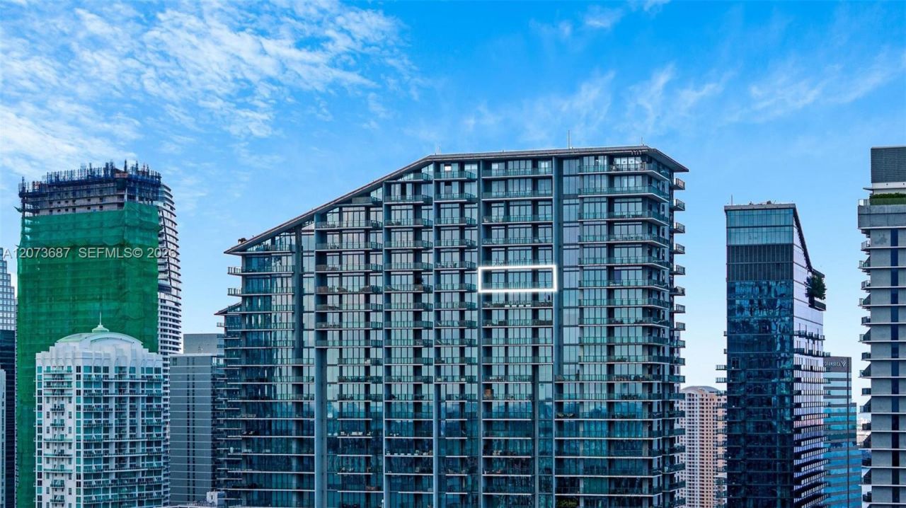 88 SW 7th St , Unit 4004, Miami, FL 33130 Photo