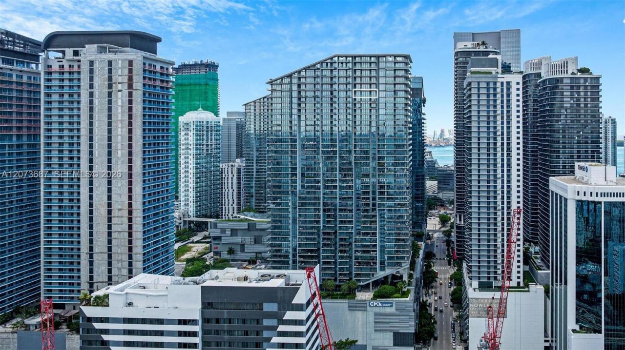 88 SW 7th St , Unit 4004, Miami, FL 33130 Photo