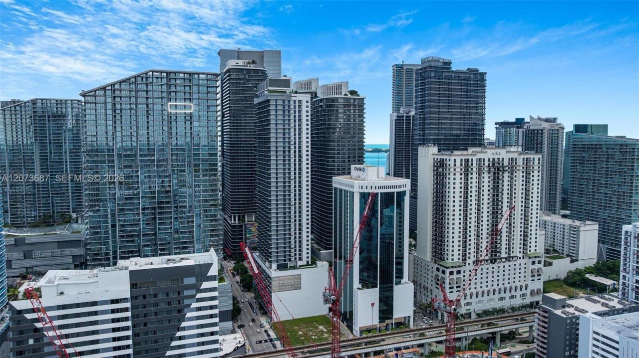 88 SW 7th St , Unit 4004, Miami, FL 33130 Photo