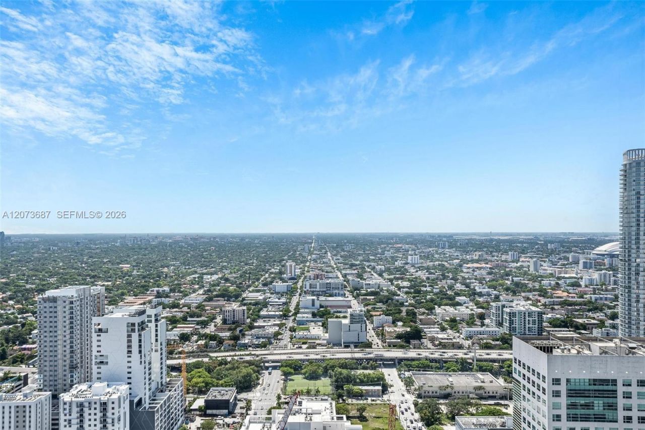 88 SW 7th St , Unit 4004, Miami, FL 33130 Photo