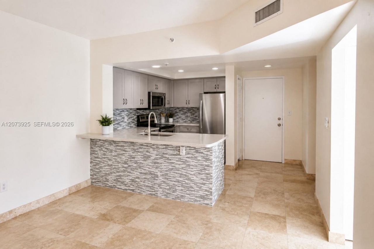 110 N Federal Hwy , Unit 703, Fort Lauderdale, FL 33301 Photo