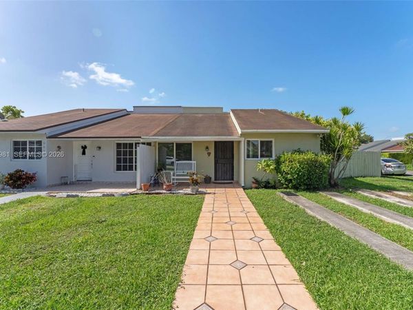 9618 SW 3rd Ln , Unit 18, Miami, FL 33174