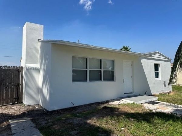 729 Caddie Pl , West Palm Beach, FL 33409