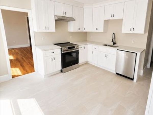 141 Everett St, Unit 2, Southbridge, MA 01550