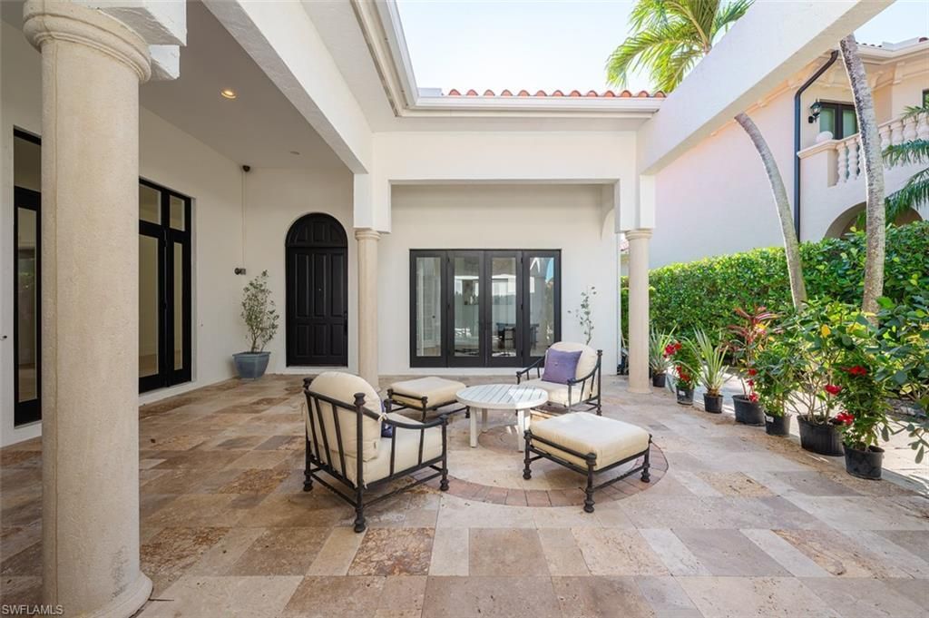 2749 Medallist Ln, Naples, FL 34109 Photo
