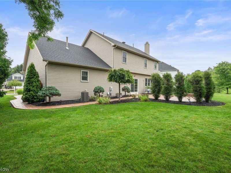 17877 Princeton Circle , Strongsville, OH 44149 Photo 36