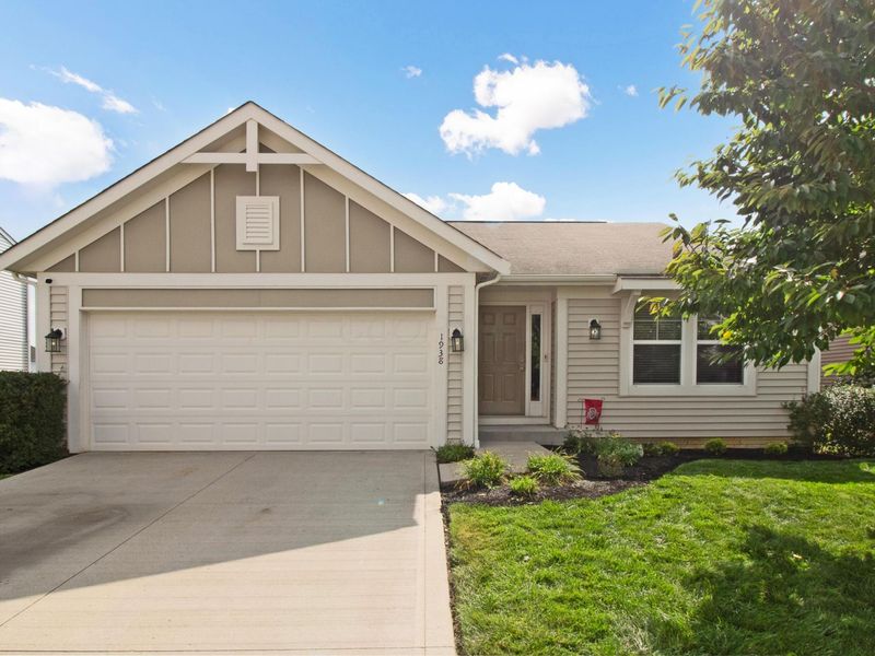 1938 Spring Cove Drive , Grove City, OH 43123 Photo 3