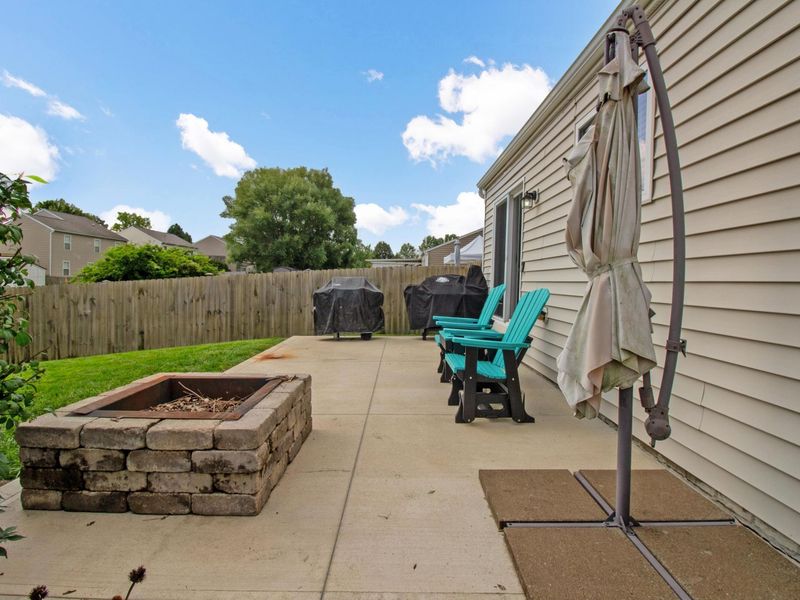 1938 Spring Cove Drive , Grove City, OH 43123 Photo 33
