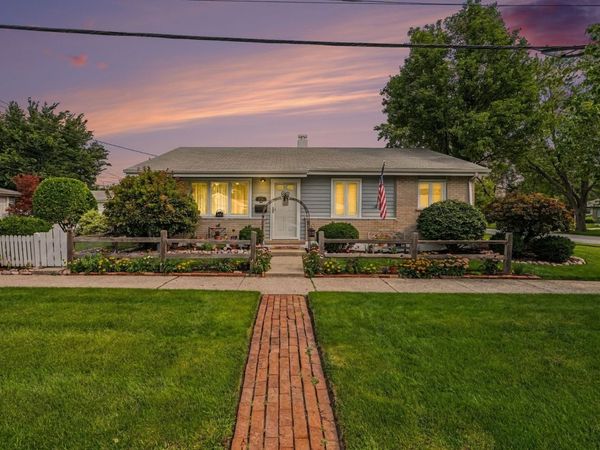 17156 Walter Street , Lansing, IL 60438