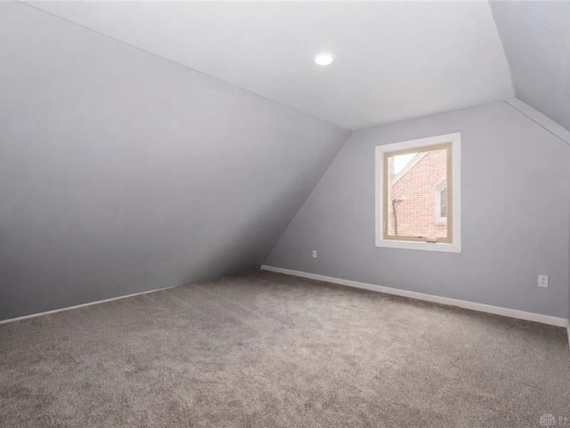 220 Greenmount Boulevard, Oakwood, OH 45419 Photo 33