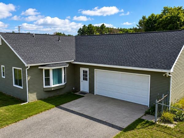 20085 11 Mile Road, Big Rapids, MI 49307