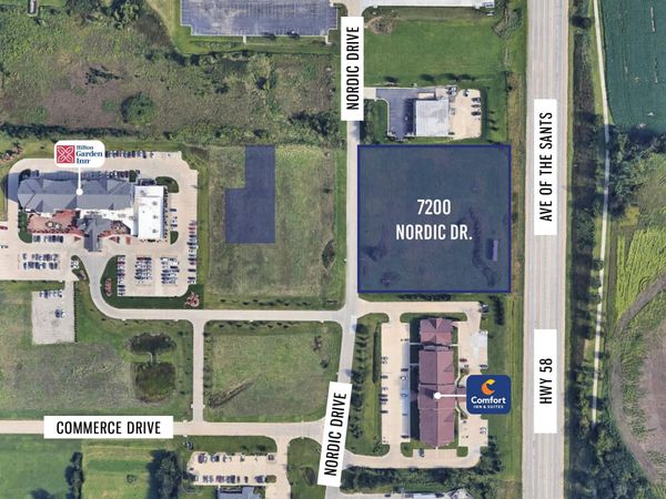 7200 Nordic Drive, Cedar Falls, IA 50613