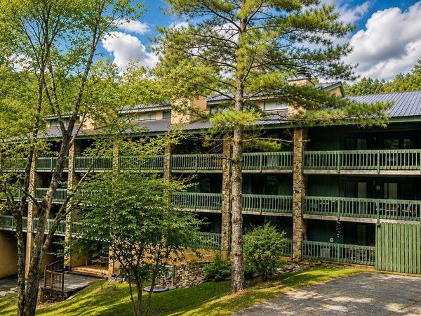 1435 Wiley Oakley Drive , Unit 167, Gatlinburg, TN 37738