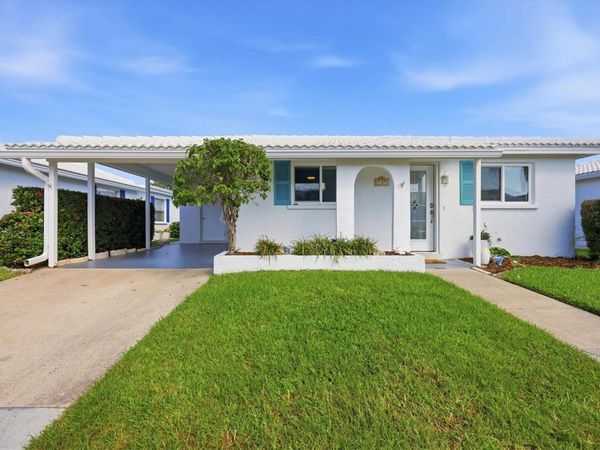 885 SPANISH DRIVE N, LONGBOAT KEY, FL 34228