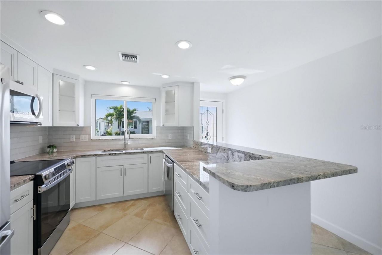 885 Spanish Drive N, Longboat Key, FL 34228 Photo