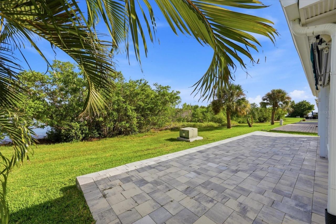 885 Spanish Drive N, Longboat Key, FL 34228 Photo