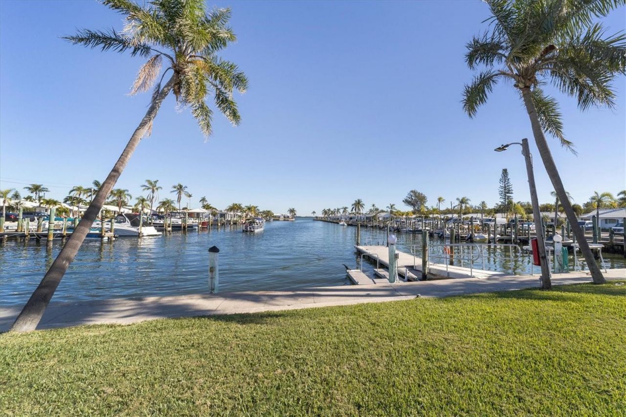 885 Spanish Drive N, Longboat Key, FL 34228 Photo