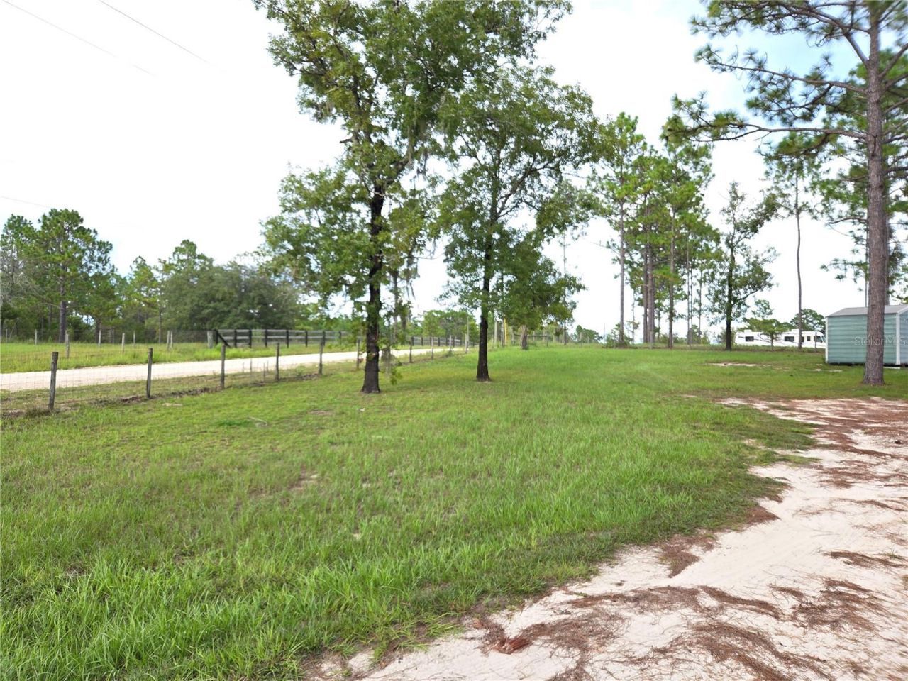 13030 SE 21st Place, Morriston, FL 32668 Photo
