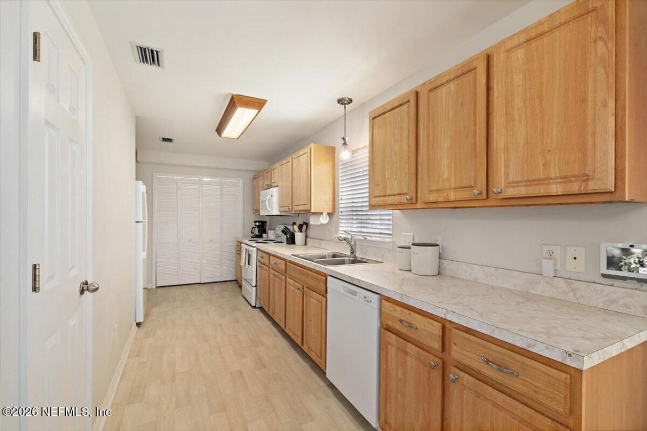 132 Hopkins Street, Neptune Beach, FL 32266 Photo